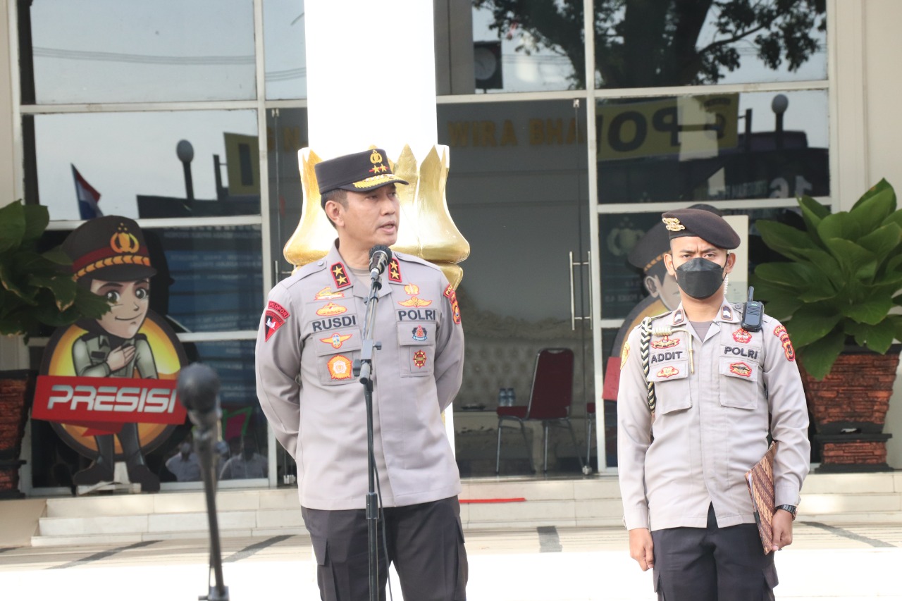 Kapolda Jambi Ajak Personil Tumbuhkan Rasa Cinta dan Kasih Sayang Kepada Sesama