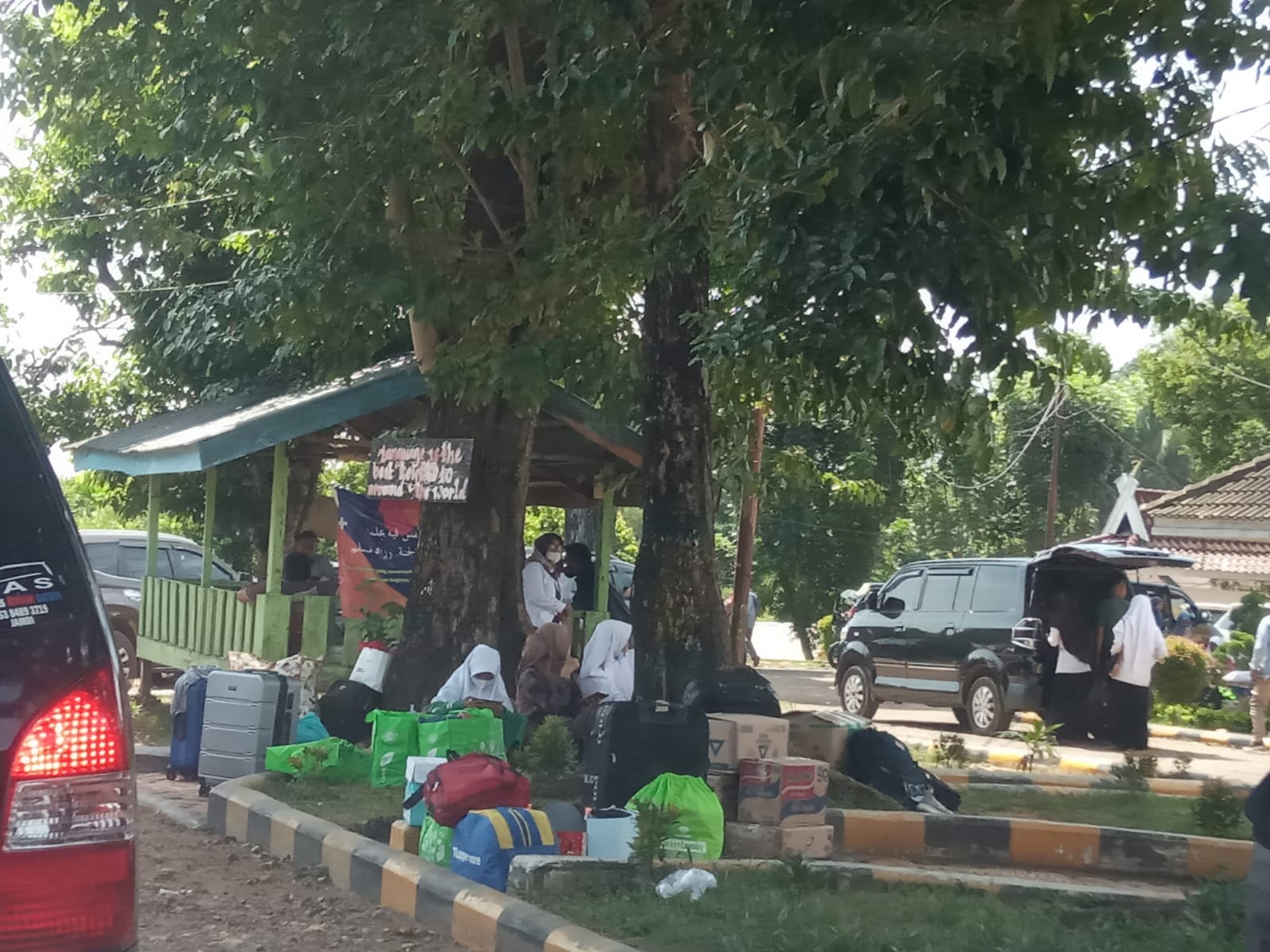 Jelang Lebaran, Siswa Pondok Pesantren di Jambi Mulai Berpulangan