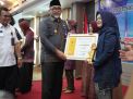 Pjs. Gubernur Sudirman Serahkan Anugerah Penghargaan Produktivitas Siddhakarya Tingkat Provinsi Jambi