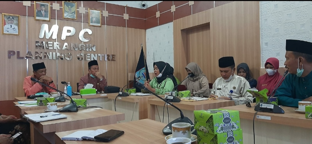 sekda merangin pimpin rapat persiapan aksi konvergensi