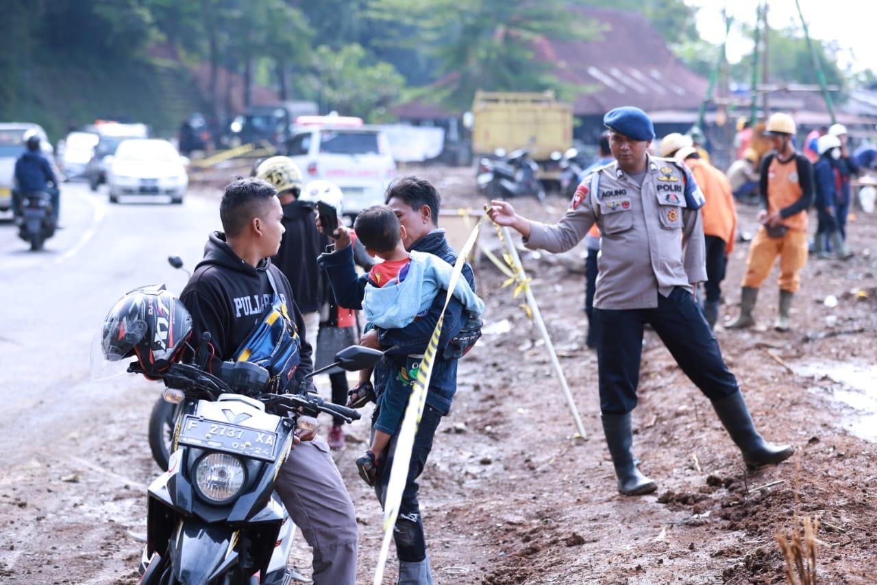 Polri Ingatkan Masyarakat Tidak Lakukan Foto dan Video di Lokasi Gempa Cianjur