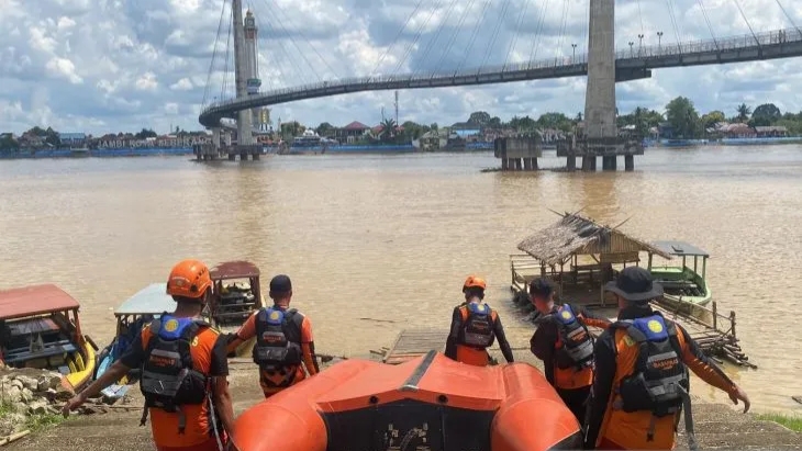 Seorang Pemancing di Kota Jambi Tenggelam di Bawah Jembatan Gentala Arasy//////=====/////// not 404 error php