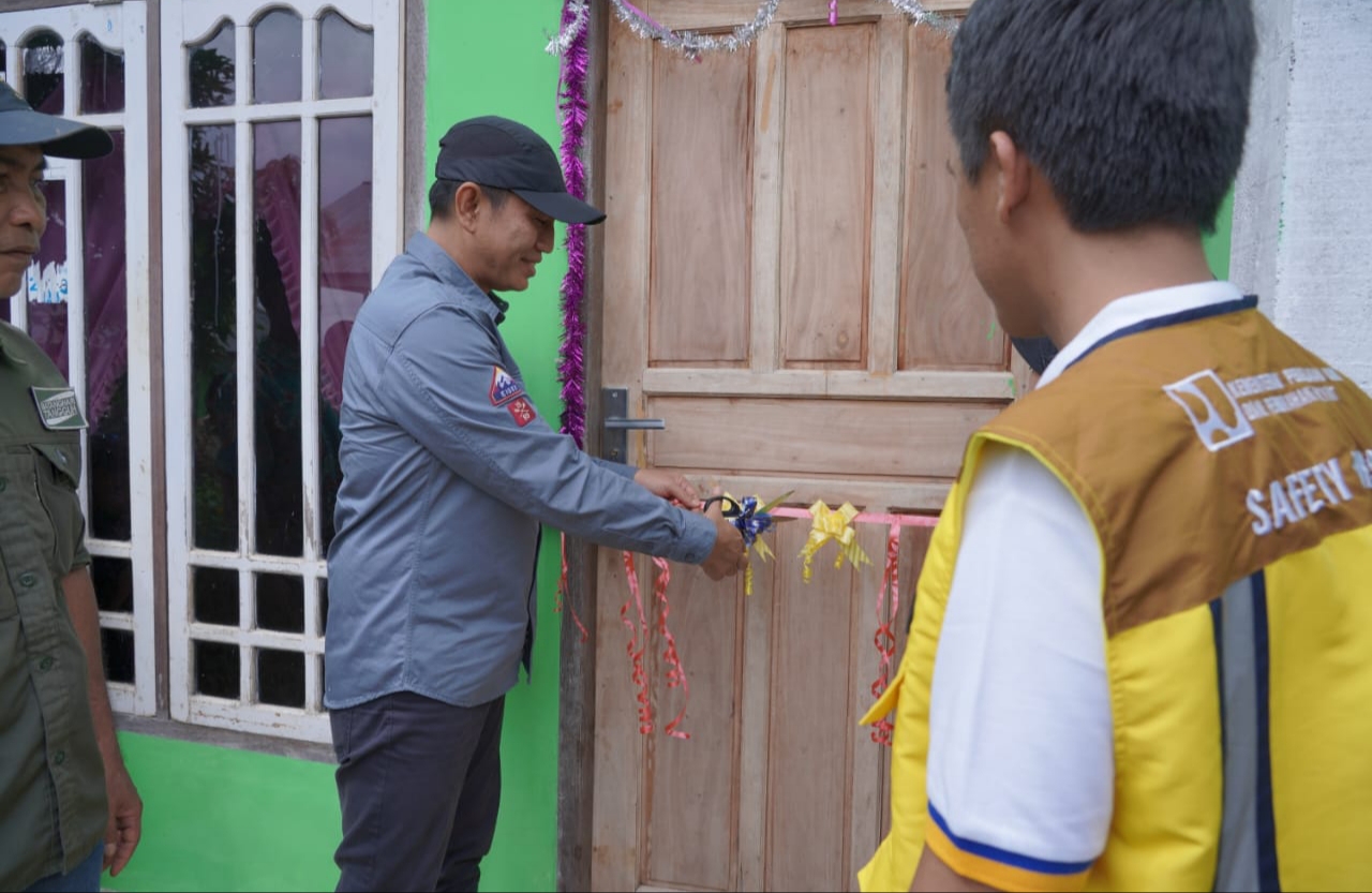 Bupati Batanghari  Resmikan rumah BSPS