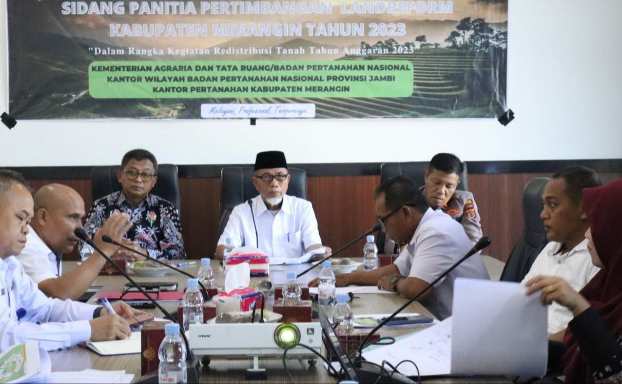 Bupati H Mashuri pimpin Sidang Pertimbangan Landreform dalam rangka pendistribusian Tanah Tahun anggaran 2023