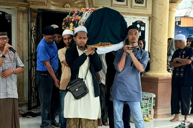 Bendahara Masjid Ar Roudhoh Berpulang, Jamaah dan Warga Berduka