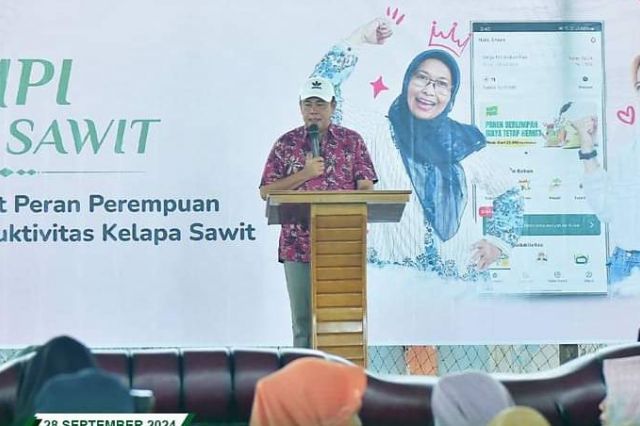 Pjs Bupati Batanghari, M. Arif Budiman menghadiri kegiatan produk Sawit PRO kepada masyarakat Petani Desa Sungai Baung