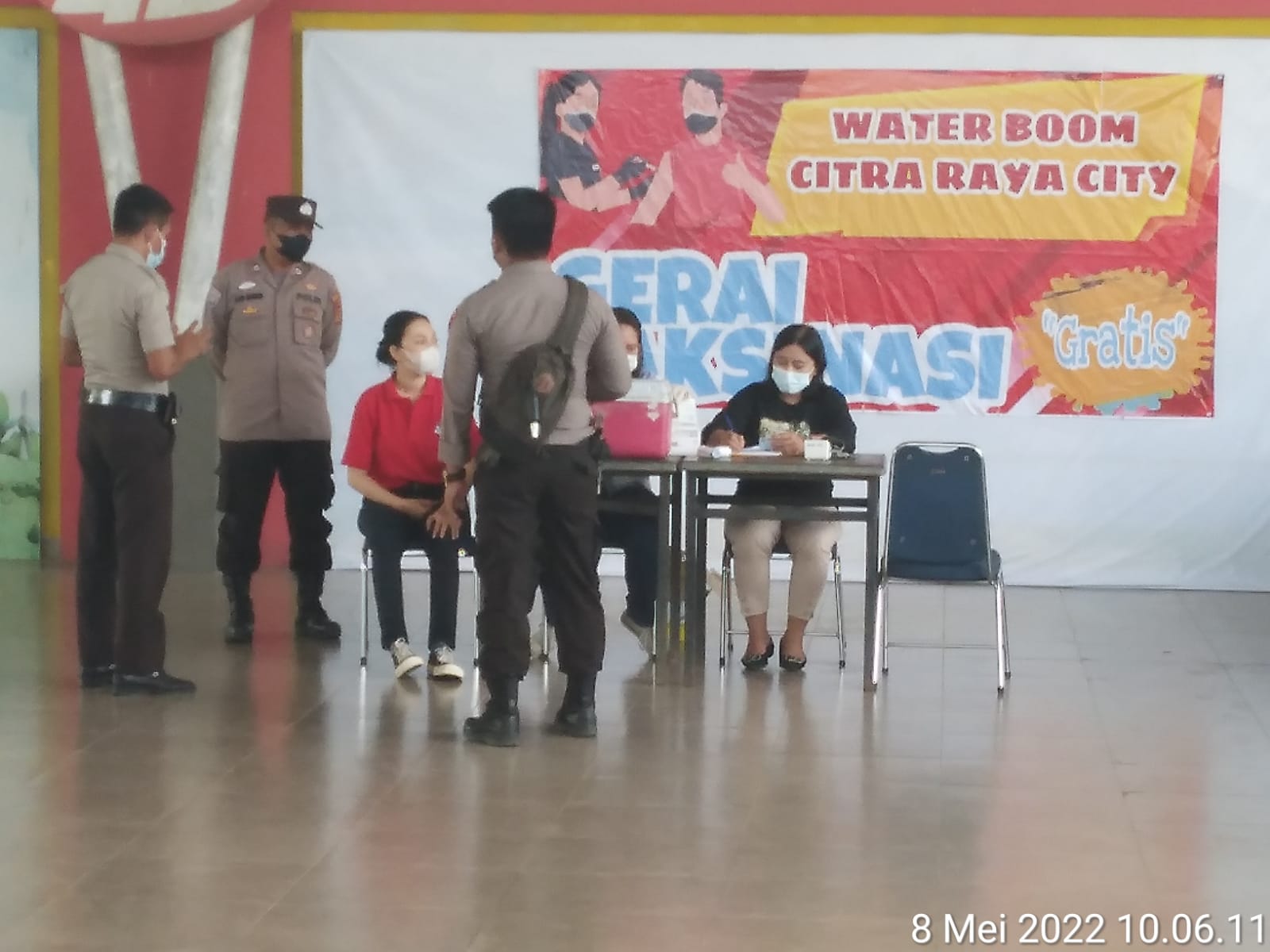 Ditpamobvit Polda Jambi Himbau Pengunjung Objek Wisata Water Park Disiplin Prokes