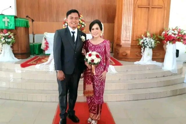 Selamat Berbahagia Briptu Carlos Sitorus dan Meilinda Br. Simanjuntak S.Pd