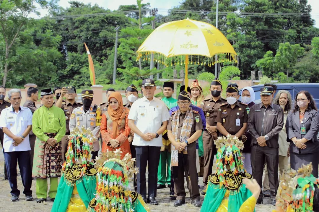 Bupati Tebo Dampingi Kejati Jambi Resmikan Rumah RJ