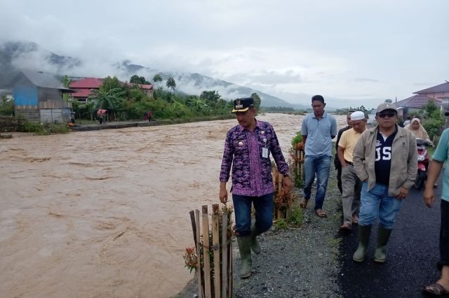 PJ Bupati Kerinci ASRAF Tinjau Korban terkena Bencana Banjir