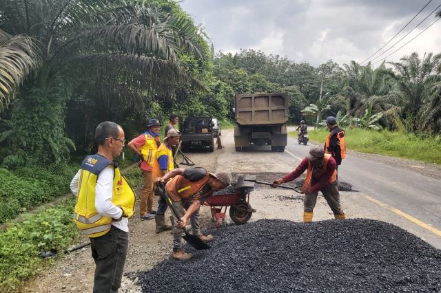 Siap Dilalui untuk Mudik Lebaran, BPJN Jambi Sebut Perbaikan Jalan Nasional Sudah 90 Persen