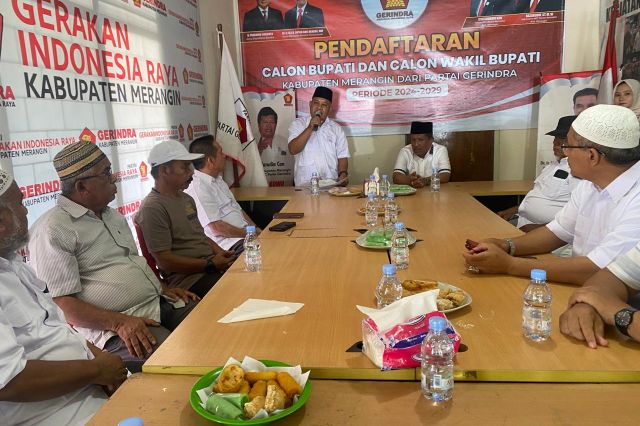 Nalim Kembalikan Formulir Pendaftaran Bakal Calon Bupati Merangin Ke Partai Gerindra