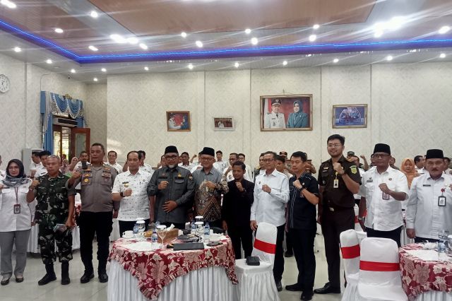 Pantau Persiapan Pilkada, Pjs. Gubernur Sudirman Ingatkan untuk Antisipasi Potensi Masalah di Tanjabbar