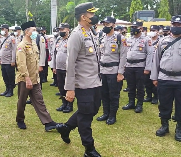 Kapolres Merangin Pimpinan Apel Pergeseran Pasukan Pengaman Pilkades