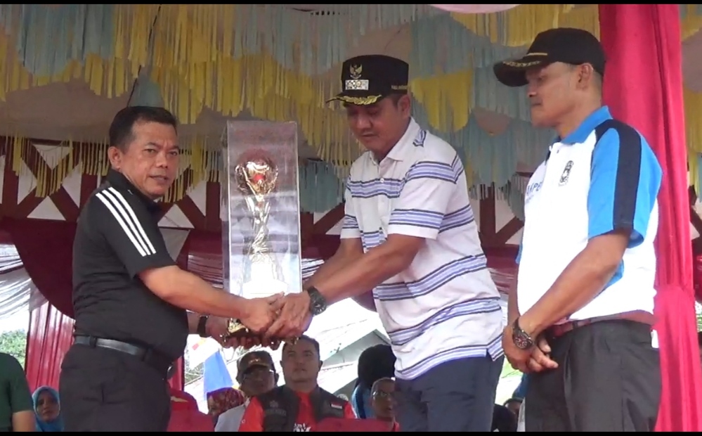 Wabup Merangin Dampingi Gubernur Jambi Membuka Turnamen Al Haris Cup