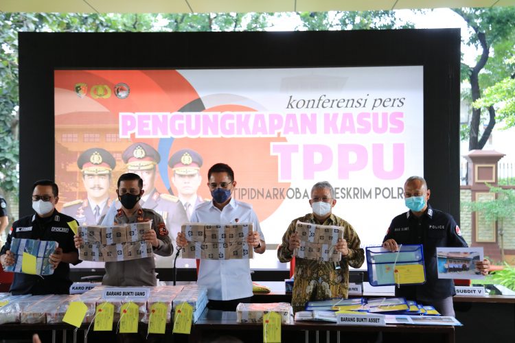 Bareskrim Sita Duit Rp 338 Miliar Dari Pencucian Uang kasus Narkotika Dan Obat Ilegal