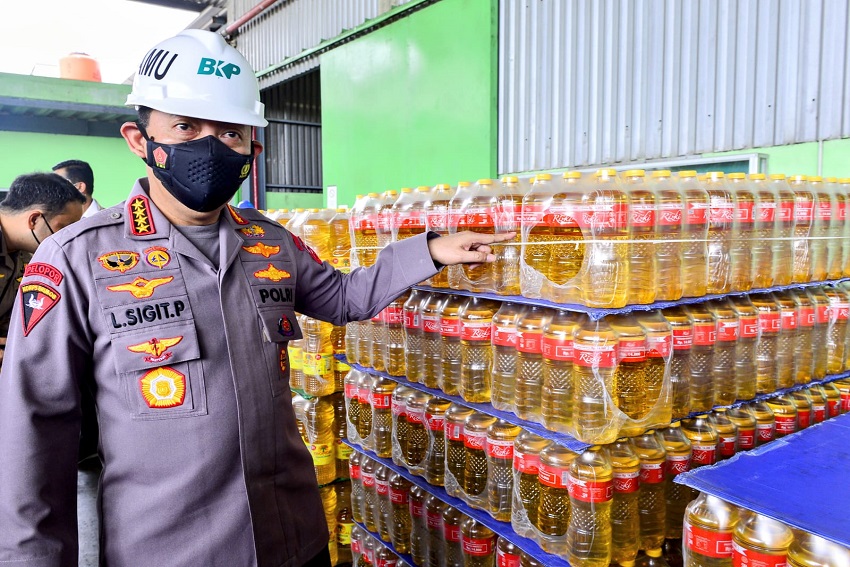 Kapolri Pastikan Produksi Distribusi Minyak Goreng Nasional Aman