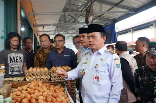 Jelang Puasa dan Lebaran, Gubernur Jambi Al Haris Pastikan Stok dan Harga Bahan Pokok Stabil