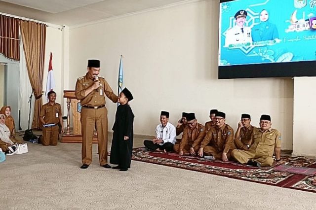 Pj. Bupati Asraf Buka Pesantren Kilat Ramadhan 1445 H